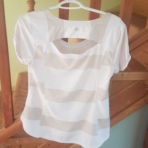 Lululemon top